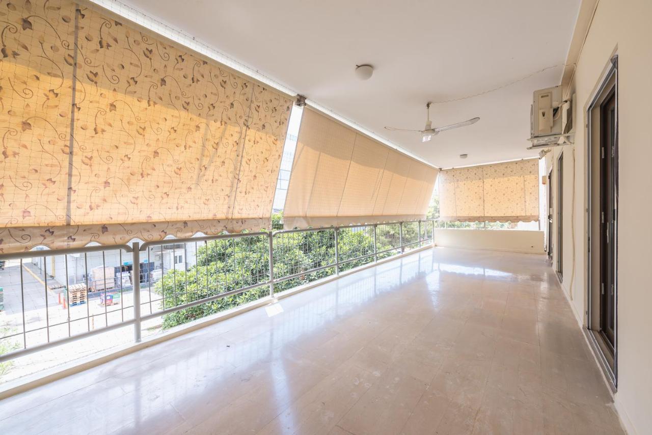 Lovely & Spacious 2-Bedroom Rental Unit In Glifada Athen Exterior foto